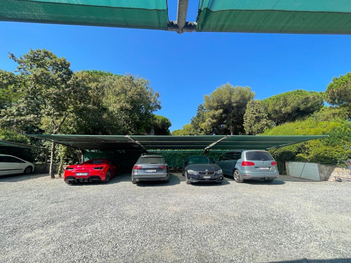 Villaggio I Sorbizzi Marina Di Bibbona Eksteriør billede