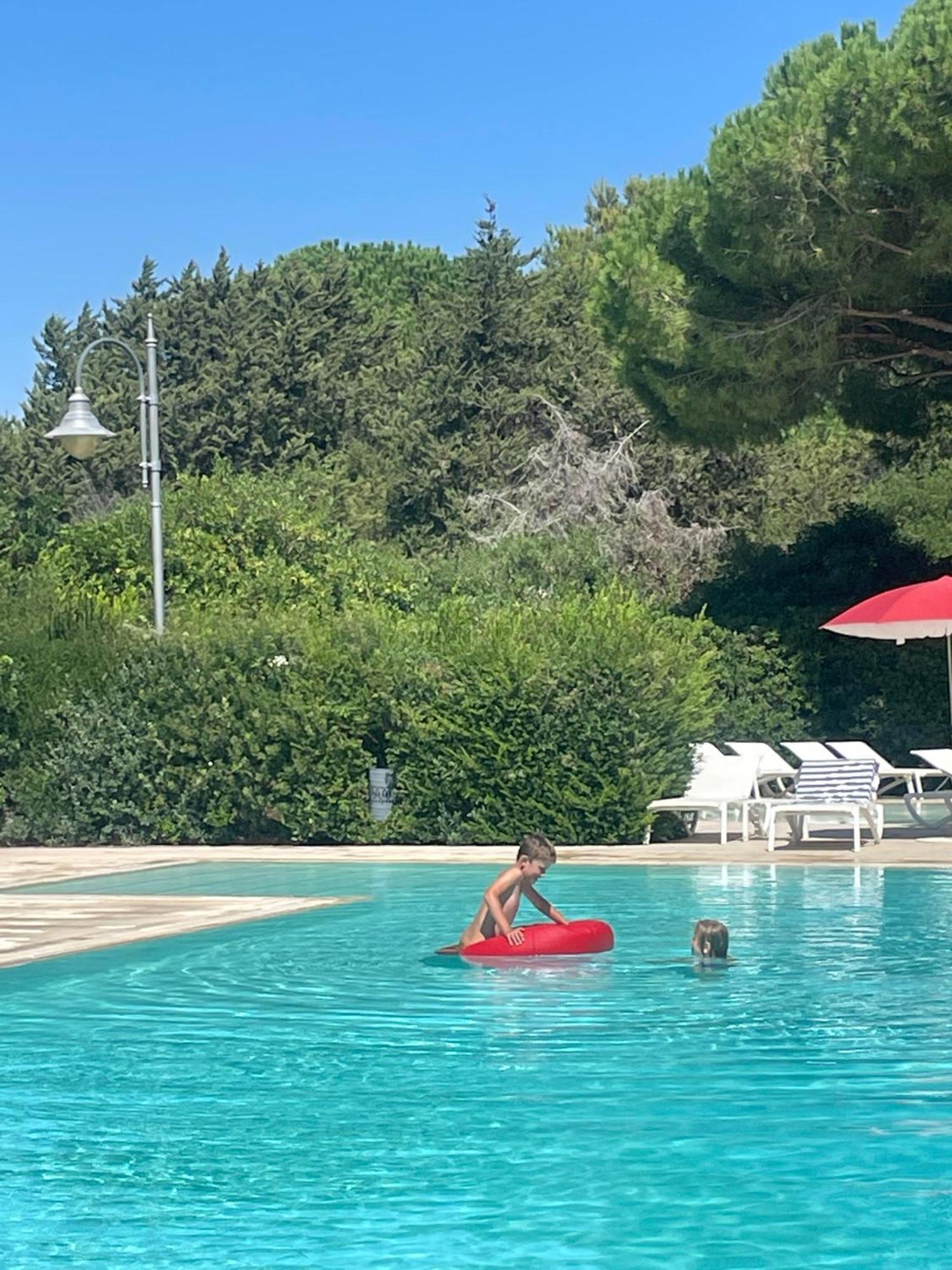 Villaggio I Sorbizzi Marina Di Bibbona Eksteriør billede