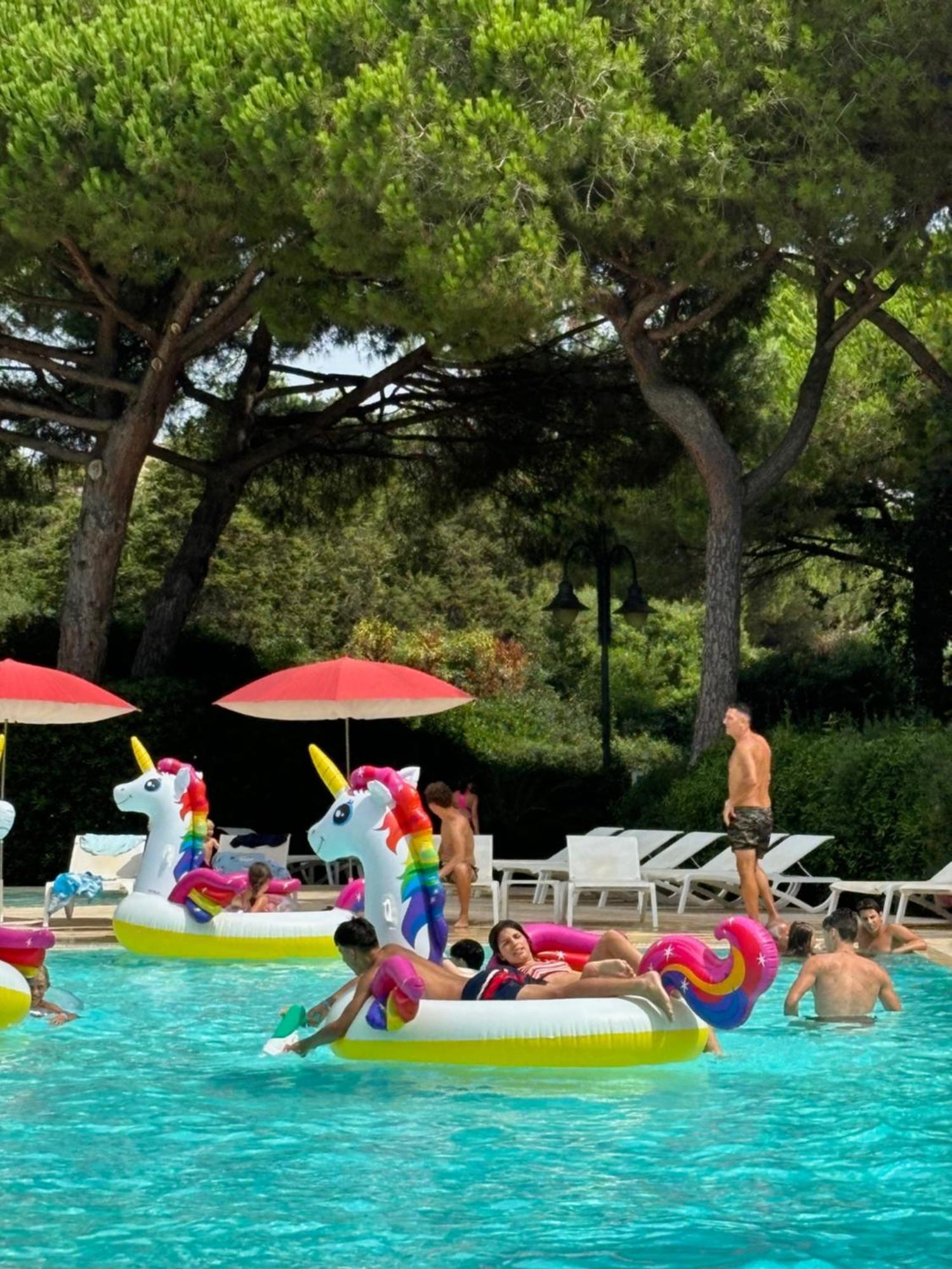 Villaggio I Sorbizzi Marina Di Bibbona Eksteriør billede